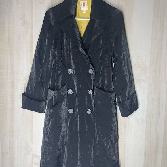 TULLE black double breasted long sleeve shimmering coat yellow lining, medium - Picture 5 of 15